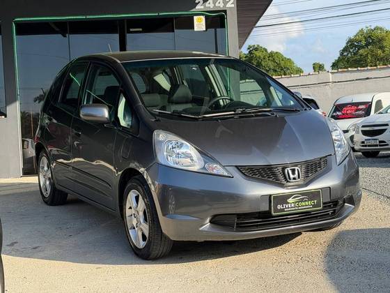 HONDA FIT 1.4 LX 16V FLEX 4P MANUAL HONDA FIT 1.4 LX 16V FLEX 4P MANUAL